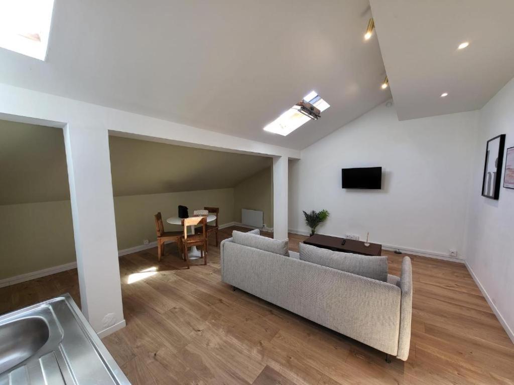 Apartamento Le Nerolii Lyon Exterior foto